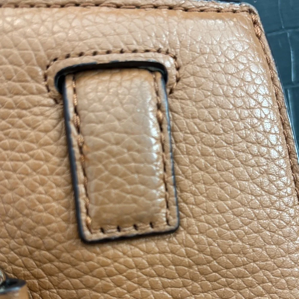 Michael Kors Tan Satchel with Gold Hardware - Picture 8 of 9